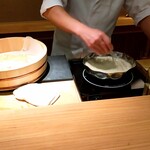 Ginza Sugano - わらび餅は作りたてを提供
