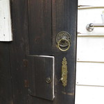 アンリロ - ドア。手創り感があります。