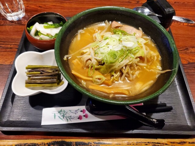 呑み処 あかり &ndash; 花巻の居酒屋で味わう地元の美味しさと温かい雰囲気