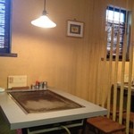 アットホームで落ち着ける鉄板焼き屋さん