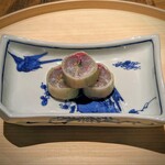 温石 - お料理は、人生最後に食べたいと思っている「鯵の胡瓜巻き」からスタート。仕立てを変えたとの事、確かに濃厚に感じました。本当にわかりましたから！どなたか杉山さんに伝えて下さい～ww