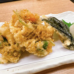 御膳蕎麦 雷門 田川 - かき揚げ