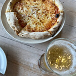 Kuwa Monpe - 絵になるピザ写真