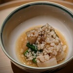 温石 - 麻婆茄子インスパイアと仰る「平貝、丸茄子、オクラの鱧のそぼろ餡かけ」　確かに山椒は効いていたけど、贅沢過ぎるww。平貝がシャクシャク、丸茄子はトロリ。