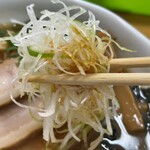 麺屋 Aurum - 白髪ねぎリフト