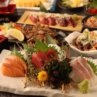 A variety of ingredients sourced from Sanriku's seafood and mountains.