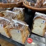 阪急ベーカリー - 料理写真: