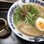 神月 - 味変用の辛味噌が添えられ 自ら配膳します