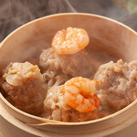 Large shrimp shumai