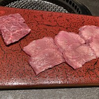 焼肉 思食 - 