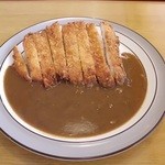 アラジン - ビーフカレーにチキンカツをトッピングしました。