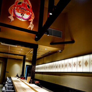 郷土料理や地酒、伝統工芸品を通して五感で青森を感じる空間