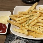 居酒屋 三路 - フライドポテト