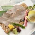 Sukehei - 自家製の蕎麦を使用した新鮮な「蕎麦刺し。」蕎麦居酒屋でしか味わえない逸品です。
