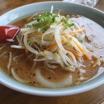 カーポート - 味噌ラーメン