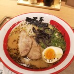 熊本ラーメン 黒亭 - ちびたまラーメン 880円　小腹がすいた時にオススメです。