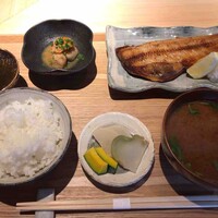 炭火割烹 麻布龍土町 - 