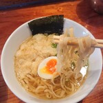 浜堂ラーメン - 麺のリフトアップ