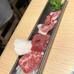 魚馬る ふぶき - 馬刺し盛り