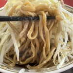 ラーメン もっけだの - 2023.5限定『まぜそばニボGニンニク野菜マシマシ』の麺