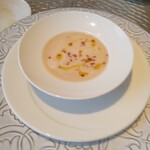 Azur - スープ（新玉ねぎのポタージュ）