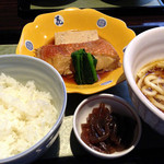 日本橋 三冨魯久汁八 - 金目鯛と豆腐の煮付け定食