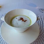 横浜モノリス - スープ:春キャベツのポタージュ
      