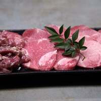 和牛とワイン 焼肉きゅうこん - 
