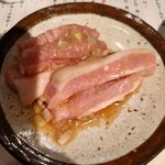 亀戸ホルモン - トントロ 680円