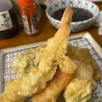 Tachinomi Shinchuu - センベロセットの天ぷら盛り合わせ
