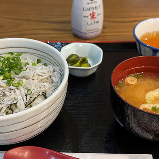 シーサイドスパ マリーナ展望レストラン_1