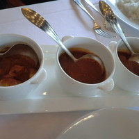 ザ・フジヤ - 取り合わせカレー（ビーフ、チキン、シーフード）