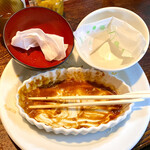 スマイリー - ハンバーグ定食デミグラスソース掛け(スマイリー式完食)