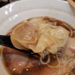 中華そば さわ - 肉厚のワンタン