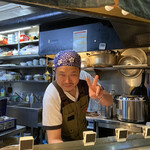 焼肉ホルモン 万千 - 大将