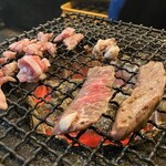 備長炭火ホルモン焼 しちりん - 料理写真: