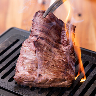 We only offer high-quality meat carefully selected by the owner's discerning taste.