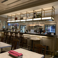 ゴドノフ東京 丸ビル店 - お店内観