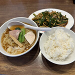 陳麻家 - 【2023.5.31(水)】陳麻家定食(半醤油ラーメン＋チンジャオロース)1,000円→750円