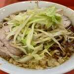 ラーメン二郎 - ラーメン 麺少なめ ニンニク少し