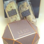 LESS - 3点 5635円 持ち帰り袋無料サービス有 立派な化粧袋の有料販売有