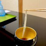 よし町 - ◆大洗 のれそれ 
      長ーい！！細長ーい！内臓どこ？見えない！体透けてる！！