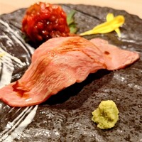 近江うし 焼肉 にくTATSU 青山本店 - 