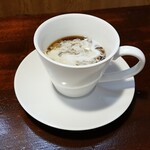 キッチン ブルー グローブ - 後半は、ミルクを入れます