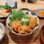 Ara Itoufui Barakiten - サクサクチキンの唐揚げ定食