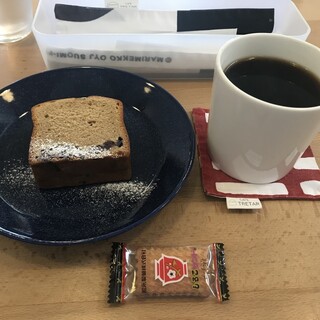 カフェ トレートール_0