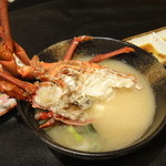 宵 - お刺身でいただいた伊勢海老でお味噌汁を作ってもらいました