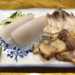 幸寿司 - イカ、つぶ、ほっき刺身