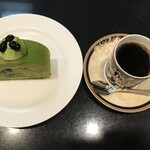 Cafe de KAORI - 「ブレンド」（500円+「戸定のロールケーキ」（650円）