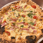 PIZZERIA da TASAKI - バンビーノ1,485円
                        モッツァレラ、ベーコン、チェリートマト、コーン、マヨネーズ、パセリ